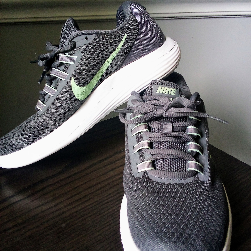 Nike Gray and White Sneakers with Green Swoosh